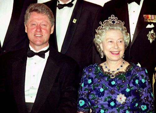 英国女王与第 52、53 任总统克林顿