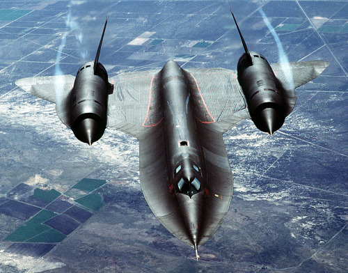 SR-71黑鸟战略侦察机
