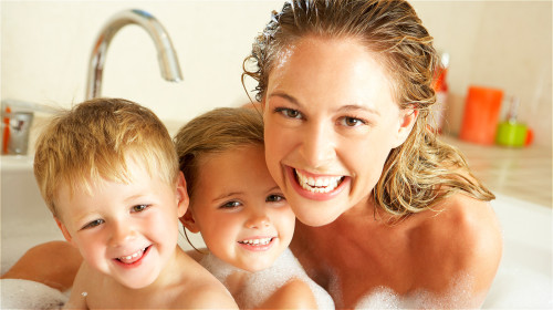 洗澡也有学问，洗得对才能保持健康。