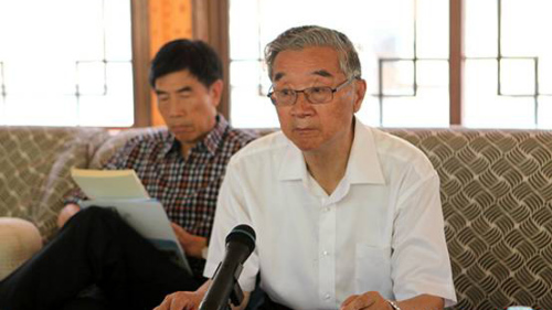 前中共政治局常委胡启立在“六四”事件中受压制。