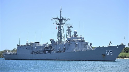 導彈護衛艦墨爾本號（HMAS Melbourne）