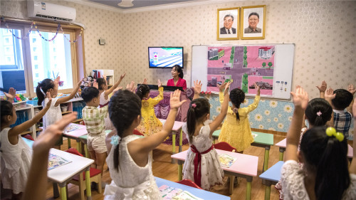 2018年北韓向外界展示的幼兒園。