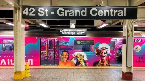 台湾首辆在纽约中央车站的观光彩绘列车曝光