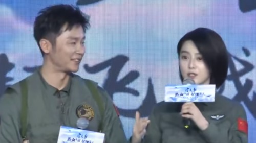 范冰冰主演其男友李晨执导的电影军事“爱国片”《空天猎》，10月1日的档期顺利在日本上映。