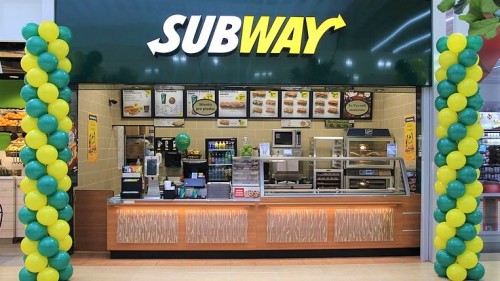 图为一家赛百味（Subway）连锁店面