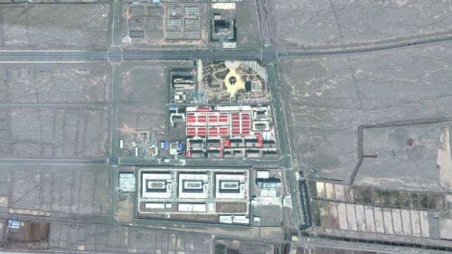 一处新疆劳改营在2016年初的占地情况