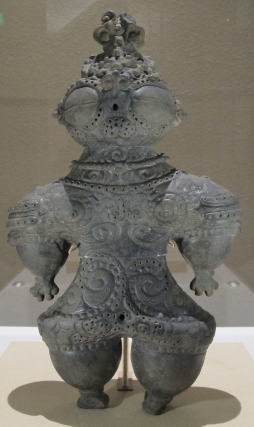 日本繩文時代的土偶是以外星人為原型製作的？！