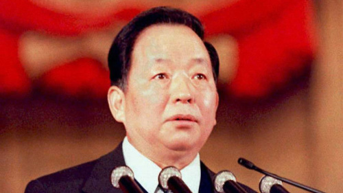 1998年3月，時任中共全國人大副委員長田紀雲。