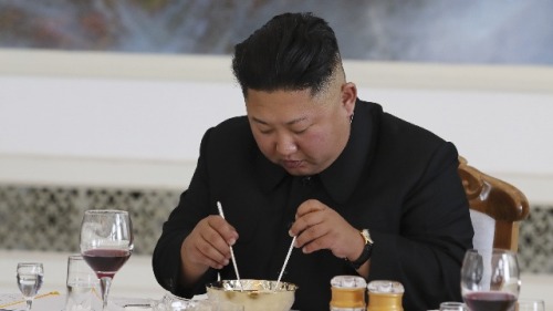 2018年9月19日，金正恩在朝鮮平壤的Okryugwan餐廳用午餐