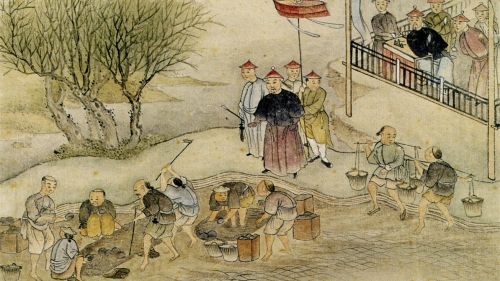 前往广东查禁鸦片的钦差大臣林则徐，在出发时发出的第一道公文与鸦片毫无关系。