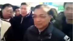 李克強在吉林街頭驚遇訪民喊冤成功對話(視頻)