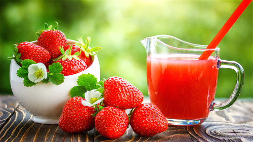 草莓營養豐富，維生素C的含量很高，能預防多種疾病。