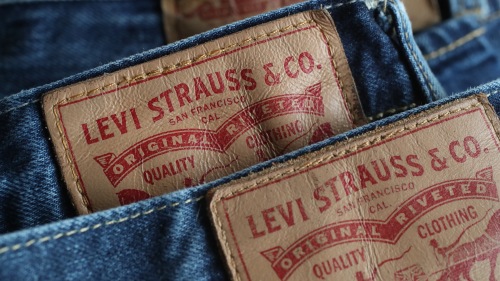 美國牛仔褲Levi公司日前起訴兩家中國公司侵權