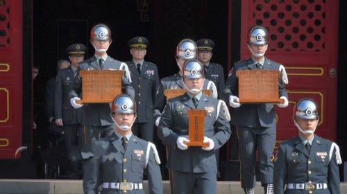 国防部27日将已故陆军赵仲容少将等5名烈士入祀忠烈祠，感念他们当年捍卫中华民国所做牺牲奉献。