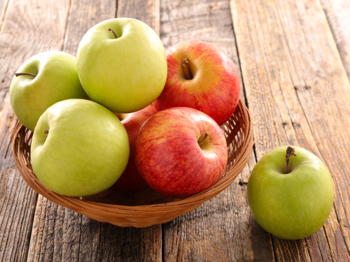 中國土生蘋果屬植物在古代又稱「柰」或「林檎」。