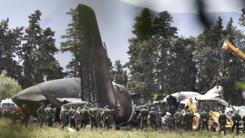 2018年4月11日，阿尔及利亚军用运输机坠毁现场。