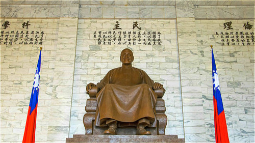 蒋介石雕像