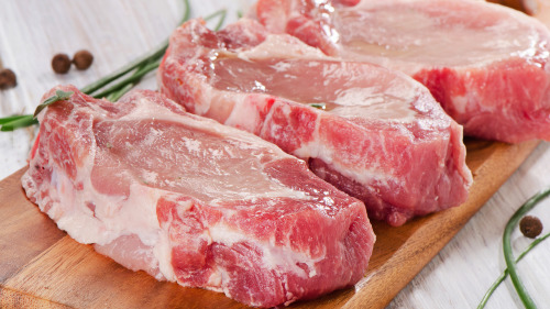 貿易戰停美豬肉進口增加的俄豬肉成豬瘟源頭？