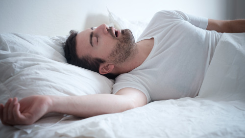 睡觉流口水，可能是脾胃失调的一种表现。