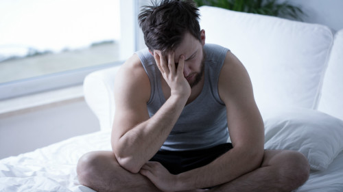 尿频尿急容易扰乱睡眠作息，对生活工作都有不同程度的影响。