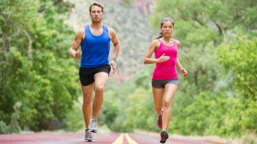 運動是消除脂肪肝最有效的方法，跑步效果最好。