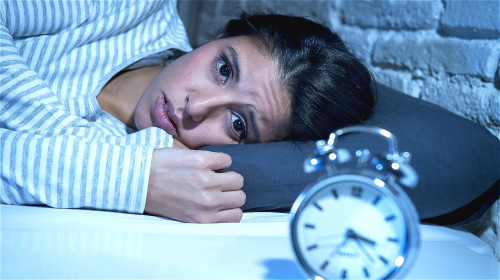 有些人失眠多梦，浑身无力，注意力不集中，严重影响工作和生活。