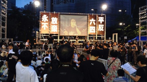 香港此后在每年6月4日均会举办六四纪念晚会，多年来从不间断平反六四的诉求
