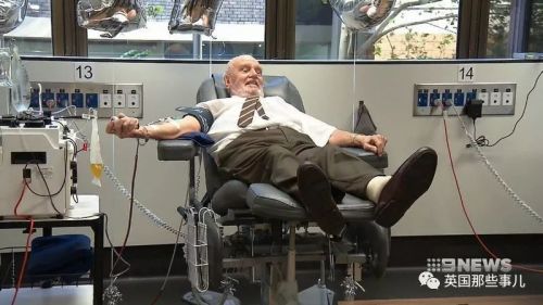 这个超级英雄老爷子60年献血拯救上百万婴儿