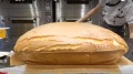 「大刀切海綿蛋糕」瞬間征服了600萬網友(視頻)