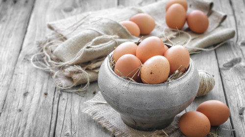 每天一個雞蛋不增加心血管死亡風險，吃雞蛋還可降低25％的腦出血風險。