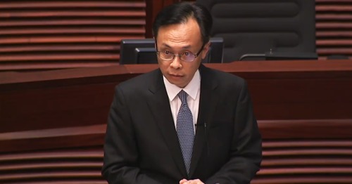 聂德权回应表示，中联办在香港“进行符合其运作及宗旨的工作，只要是依法，我们都不会干预”
