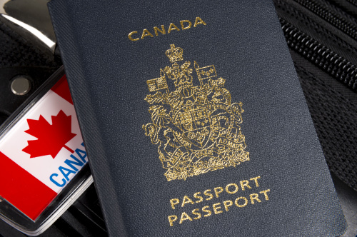 加拿大護照