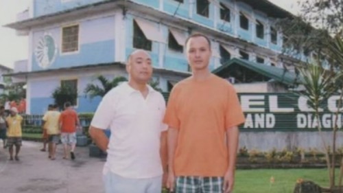 现年47岁的香港男子邓龙威，18年前被指涉藏毒扣查11年，7年前被判囚终身监禁，但他一直呼冤遭受“黑狱”。