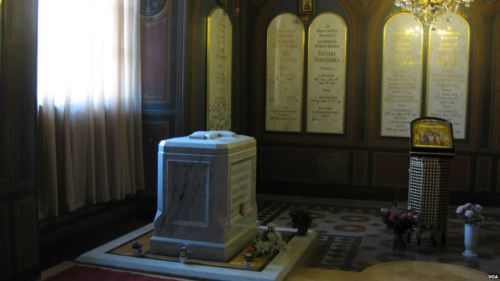 圣彼得堡彼得保罗大教堂中末代沙皇尼古拉二世和家人的安葬地。