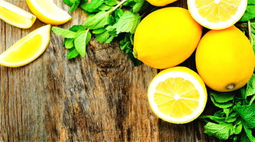 柠檬富含维生素，美容养颜效果非常好。