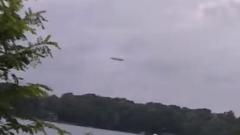 美国北卡出现飞碟其实是固特异飞艇(图)