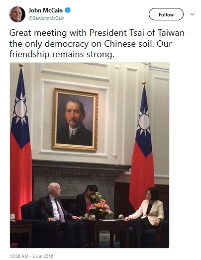 2016年总统蔡英文上任后没多久，麦凯恩参议员就率团访问台湾。
