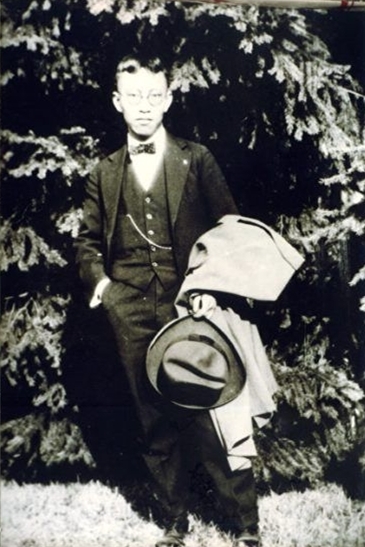 湯飛凡是哈佛投身病毒學研究的第一個中國人。