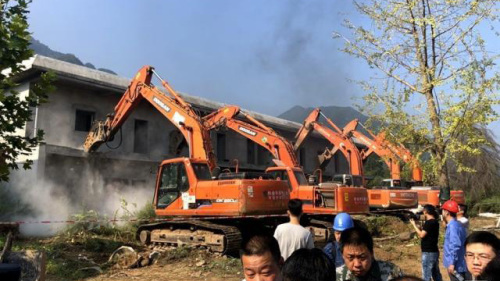 秦岭北麓违建别墅群已多被拆除。（网络图片）