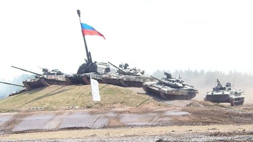 2014年的莫斯科武器展展示俄軍武器。俄羅斯不斷加強軍力，讓多數鄰居都感受莫斯科威脅。