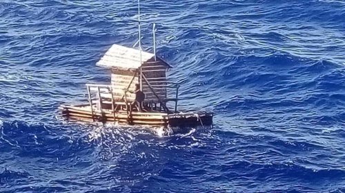 印尼现实“少年派”海上漂流49天终获救图/视频
