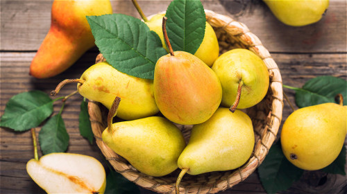 “饭后吃个梨”是一种值得推荐给大家的保健方法。