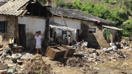 8月底，朝鮮發生嚴重水患，致76人死亡、75人失蹤，及1萬人家園全被摧毀
