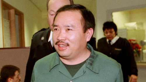 赖昌星于2011年7月23日被押送到北京。