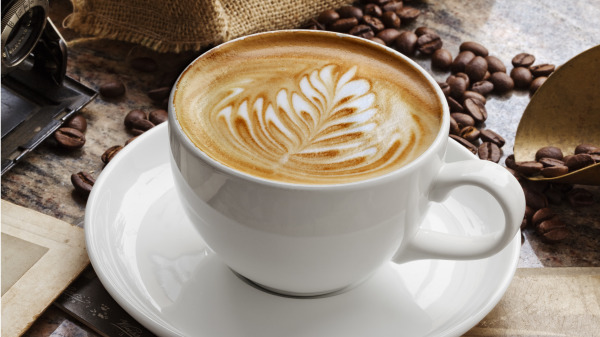 一般建议孕妇将咖啡因摄入量限制在每天少于200毫克，或者约2～3杯咖啡。