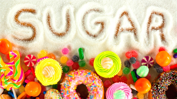 癌細胞最喜歡吃糖，要想防癌，一定要少吃糖。