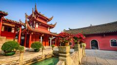 神灵异事济公装疯救疯女(图)