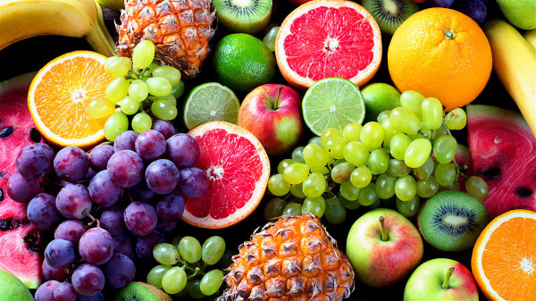 多吃水果，增加免疫力、缓解便秘、减肥、恢复体力等等。