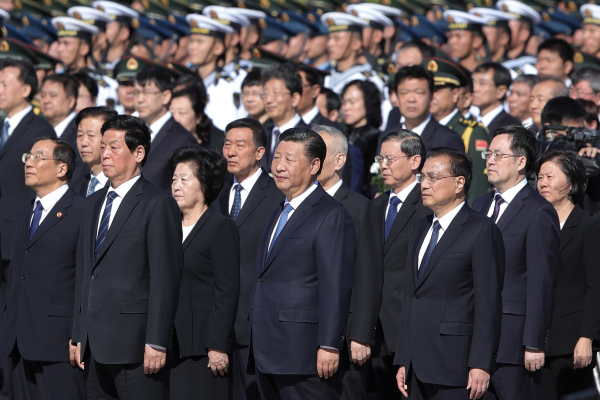 2019年9月30日，习近平等中共高层出席国庆节前夕的天安门广场举行的典礼。