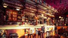 多州州长下令关闭所有酒吧和餐馆(图)